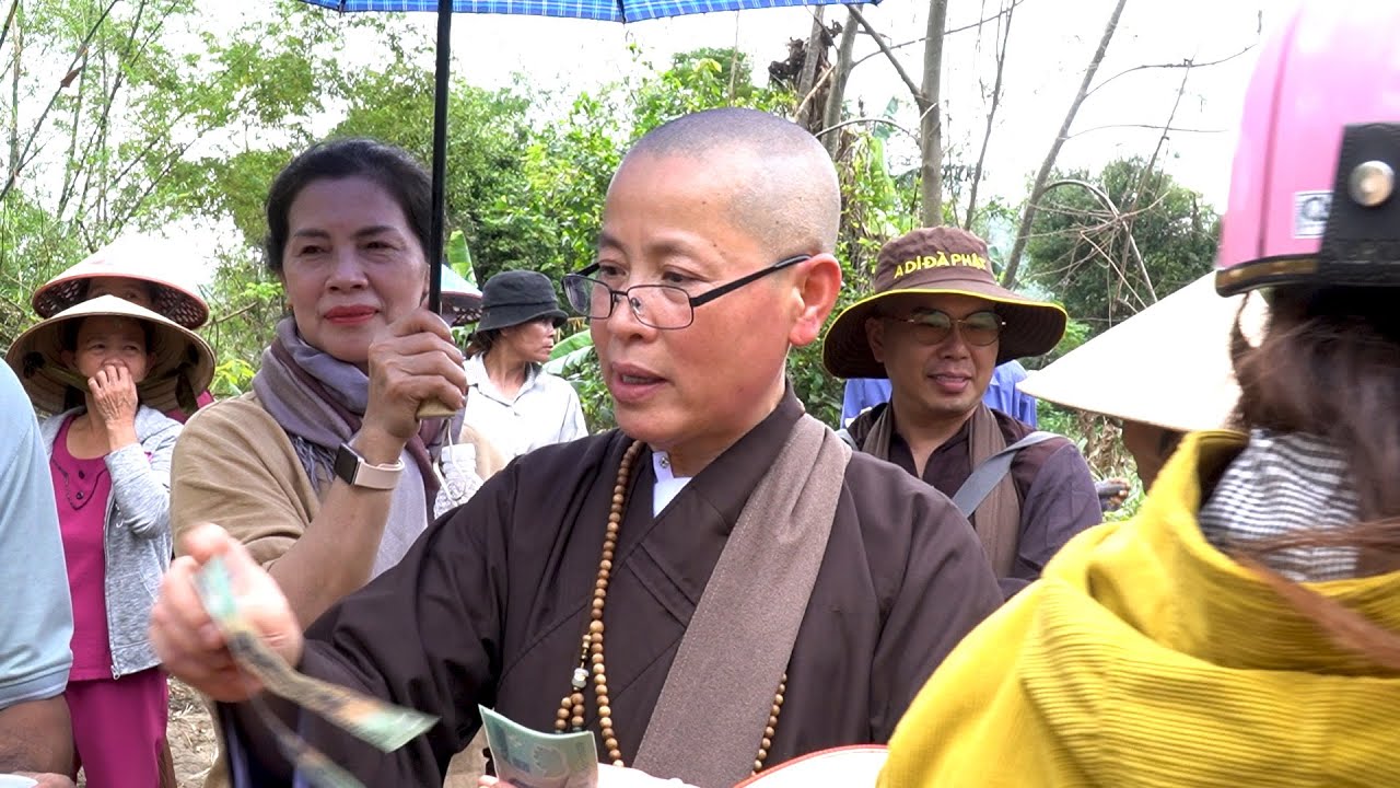 Sư Thầy LỆ THÀNH Chuyến đi Từ Thiện tại Phú Yên (Đắk Lắk), Nha Trang(Khánh Hoà),Tỉnh lâm đồng.