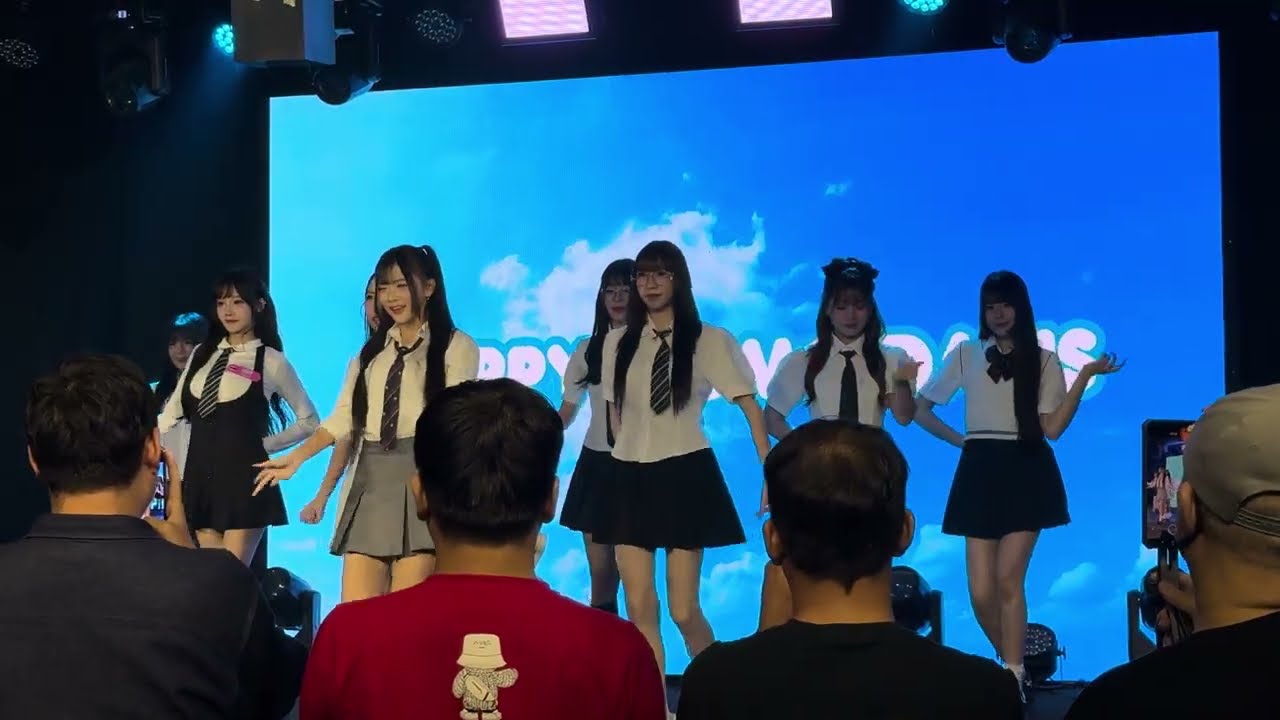 Momo Birthday Stage - Secret Story of the Swan [LET THE NIGHT RAIN FOREVER] @Phenix Pratunam