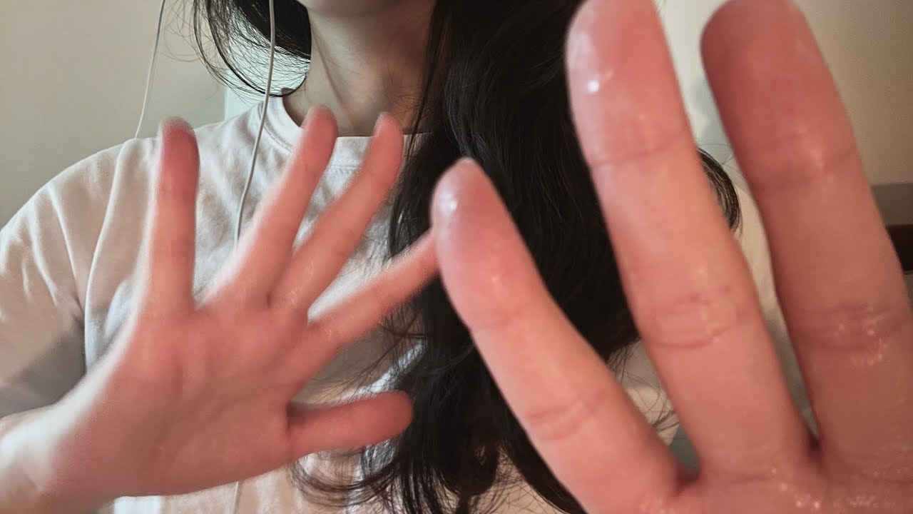 ASMR🎧 | 잘 때 듣기 좋은 로션 손소리 | intense lotion hand sounds