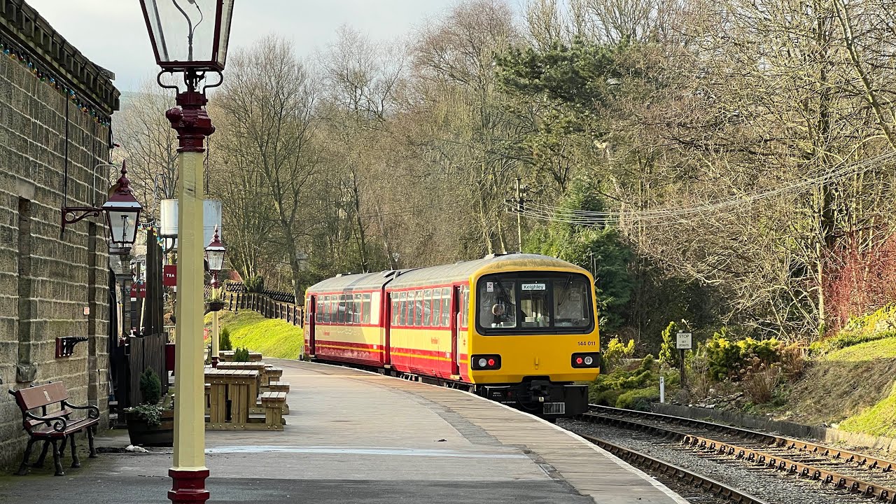 KWVR Cabride Oxenhope to Oakworth on restored Pacer DMU 144011
