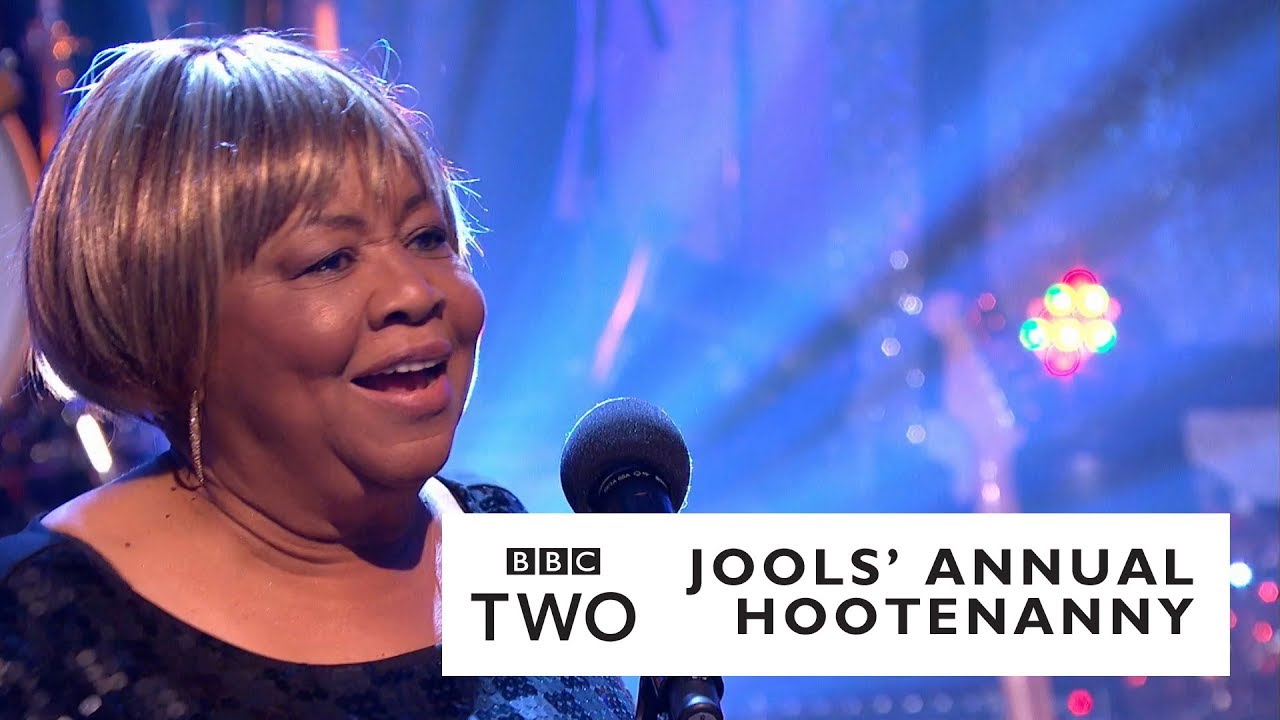 Mavis Staples – The Weight with Jools Holland & His Rhythm & Blues Orchestra