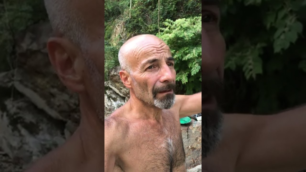 L’oro nelle fessure di roccia del Cervo.