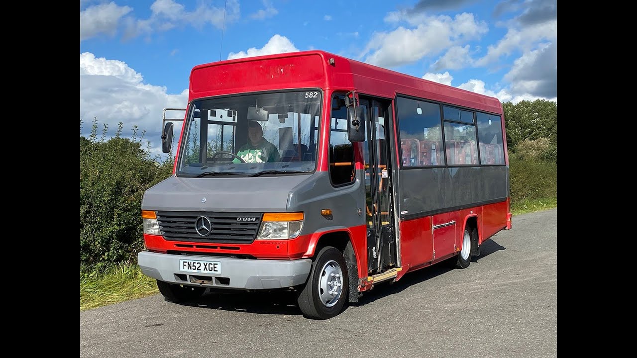 Mercedes Benz Vario 814D 4 X 2 Bus