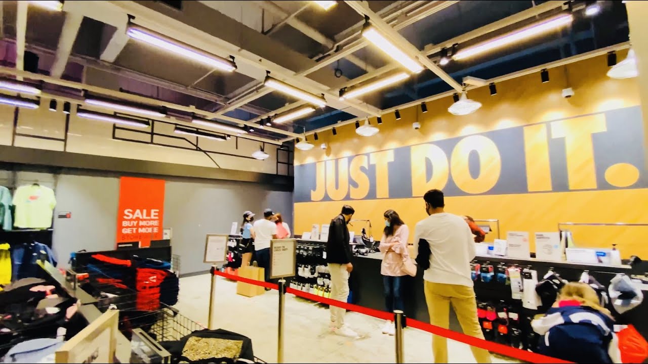 [4K Walk] Nike Factory Store - Genting Premium Outlets (Malaysia)