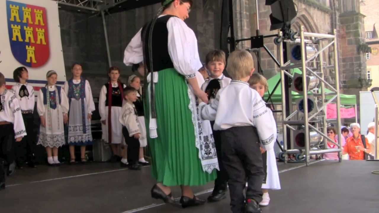 Siebenbuergische Kindertanzgruppe Nuernberg
