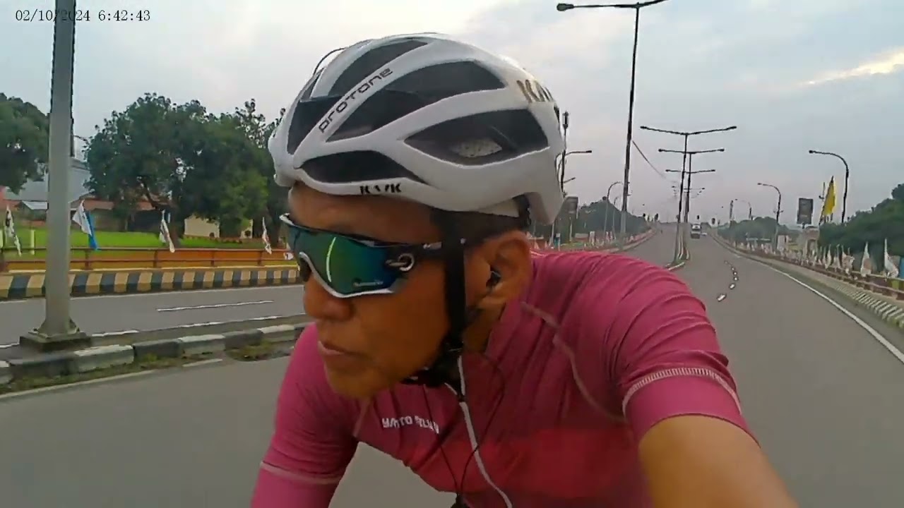 day 2 di Cirebon gowes dalkot sarapan gado2 Cirebon,sore pulang Purwokerto 😉