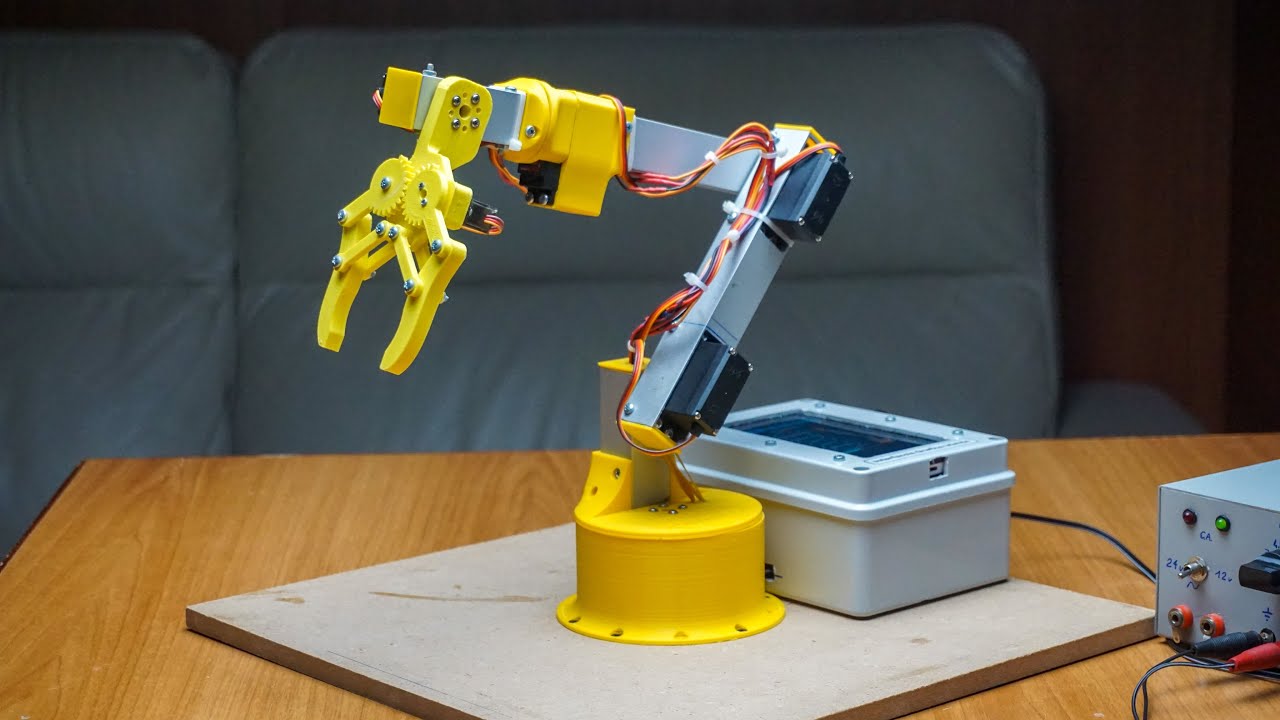 Come ho costruito un BRACCIO ROBOTICO con ARDUINO e INTERFACCIA TOUCH - Come Funziona, Come è Fatto