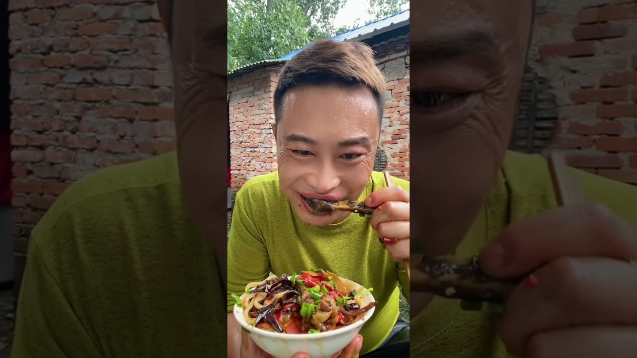 Mukbang #Spicy Noodles 🔥🍜 Pork 🤤 Meat 🍖🥓 Beef Chicken 🍗#food #chinesefood 