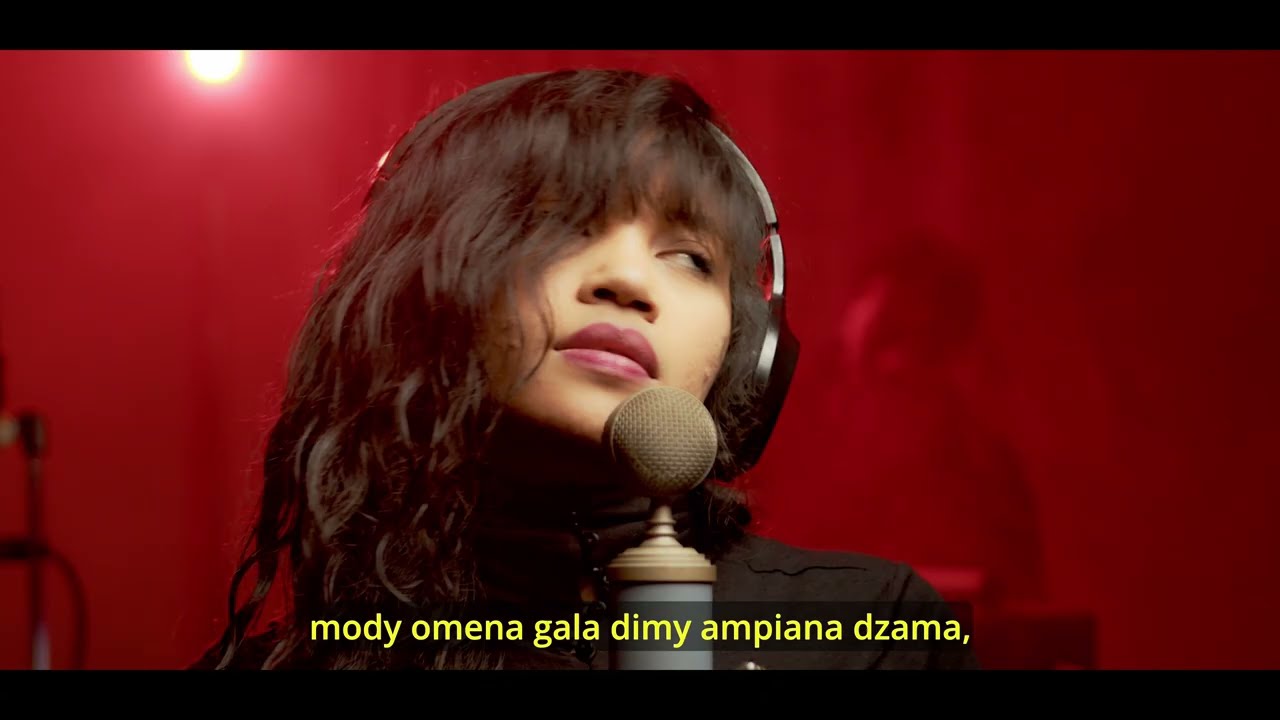 VAMPAYA Feat Sam Andrianaridremisa