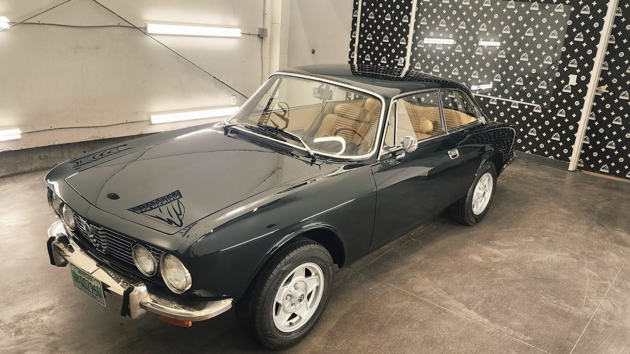 Restored 1974 Alfa Romeo GTV 2000 - Walkaround and Cold Start