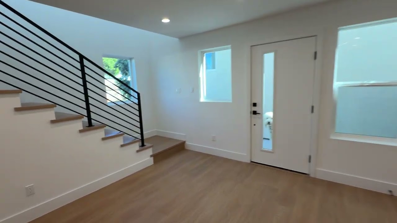 2307 Inglewood blvd Redondo Beach      3 bed 2 bath townhouse All New 