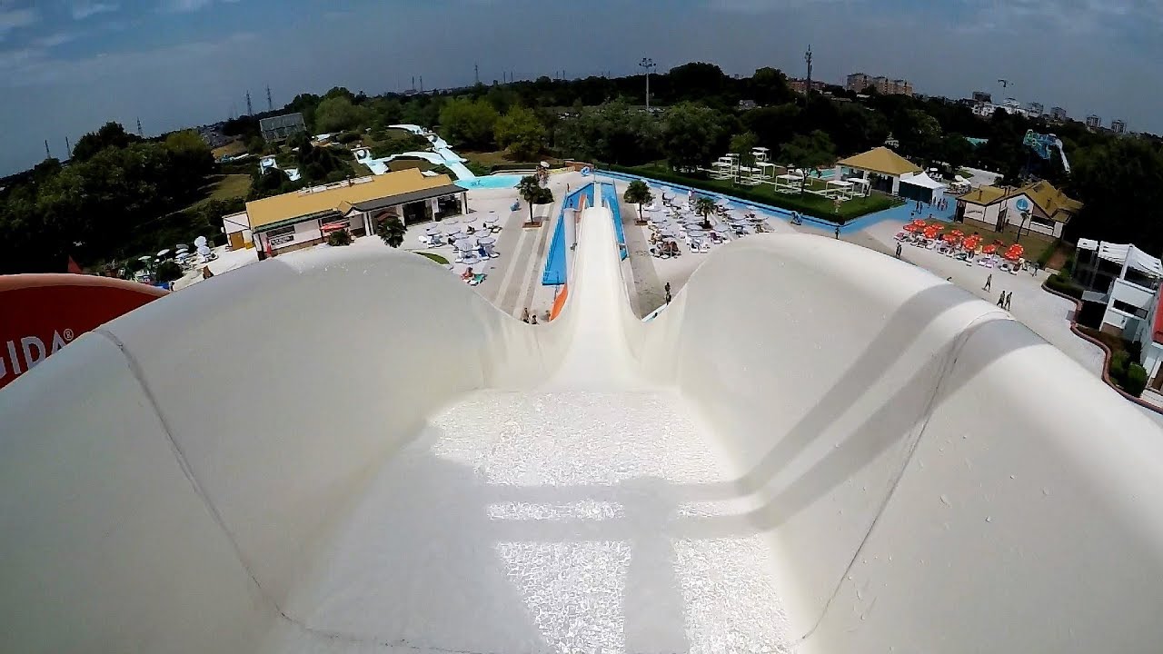 Speed-Rutsche :: wei&szlig;e Kamikaze-Rutsche | Acquatica Park Mailand