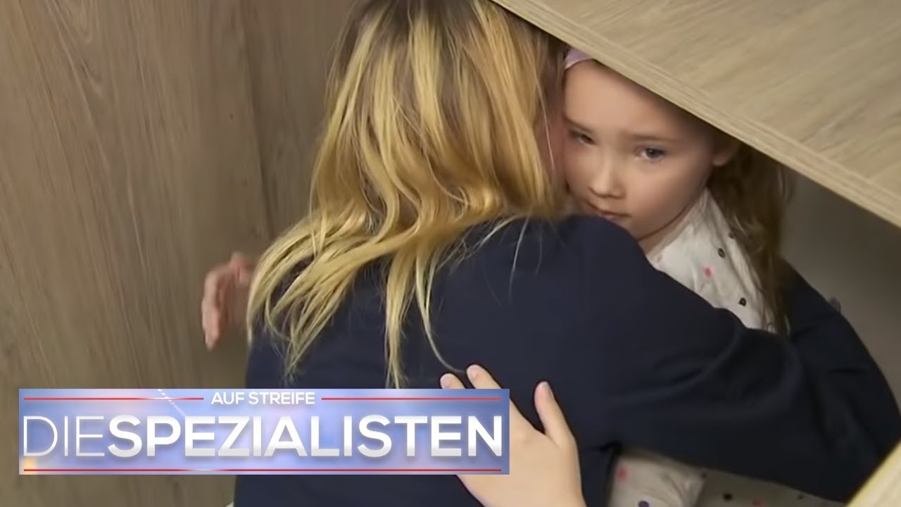 Die ganze Klinik sucht: Lotte (7) hat Waschmittel getrunken & ist weg! | Die Spezialisten | SAT.1