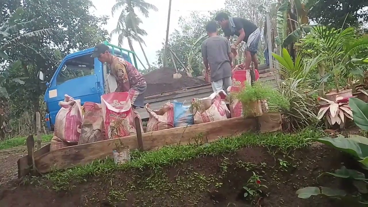 NAG PINTAL SI ONTIM OG NAG ABOT NA ANG MATIRIALS SALAMAT ATE FROM USA 
