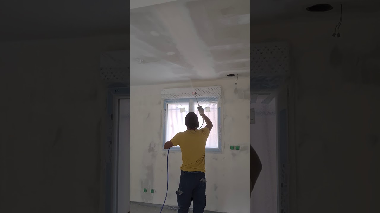 Peintre avec un magnums a 45 by graco.. adel reims