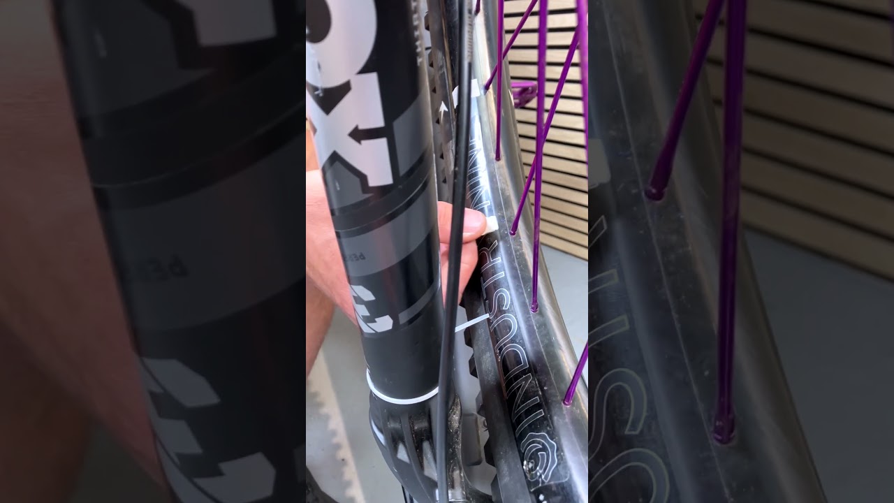 Buckled Wheel?! Try This Wheel Trueing Trick At Home 👌