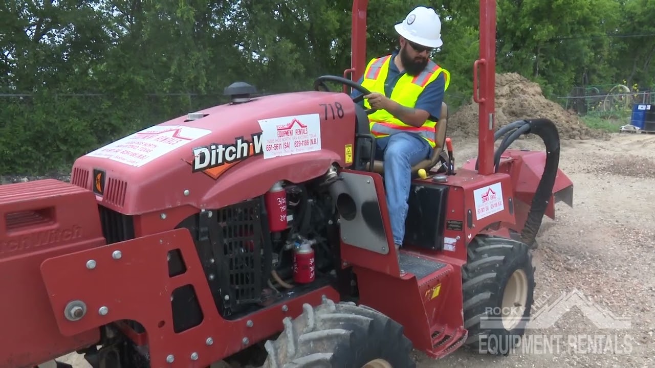 How to use Ditch Witch RT-45 Saw