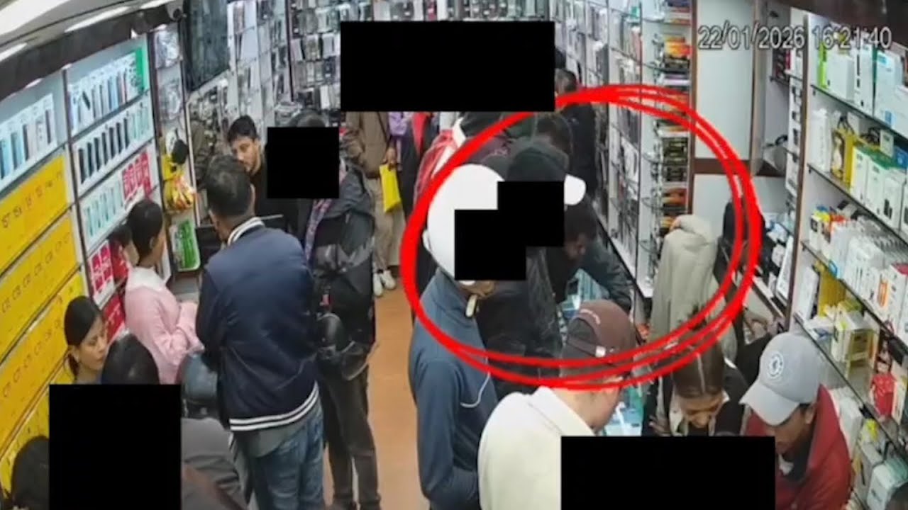 Kem ki Pulit ia arngut kiba donkti tuh mobile phone na Glory Plaza