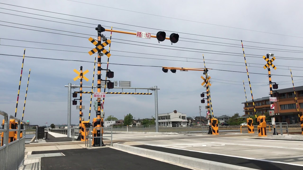 えちぜん鉄道 新番田踏切
