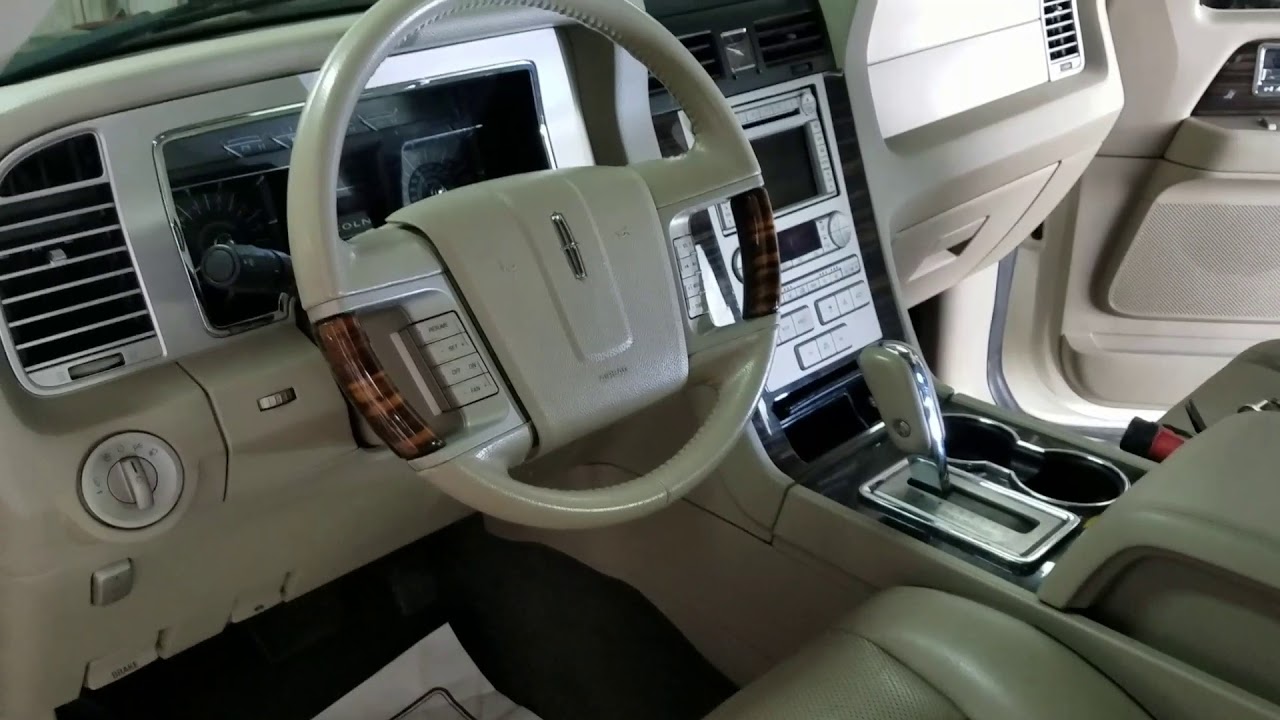 How to Remove 2007-2017 Lincoln Navigator - Ford Expedition Radio/Navigation removal