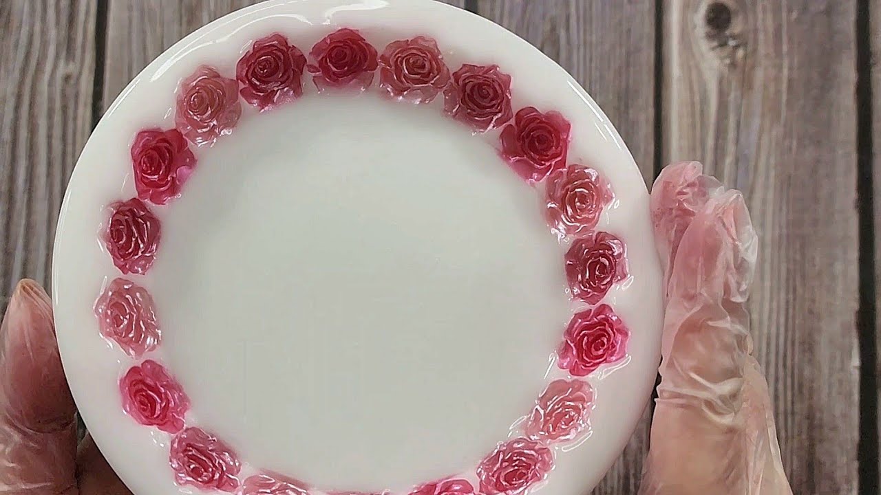 #1970 Stunning Resin 3D Bloom In NEW Rose Edge Coaster Mold