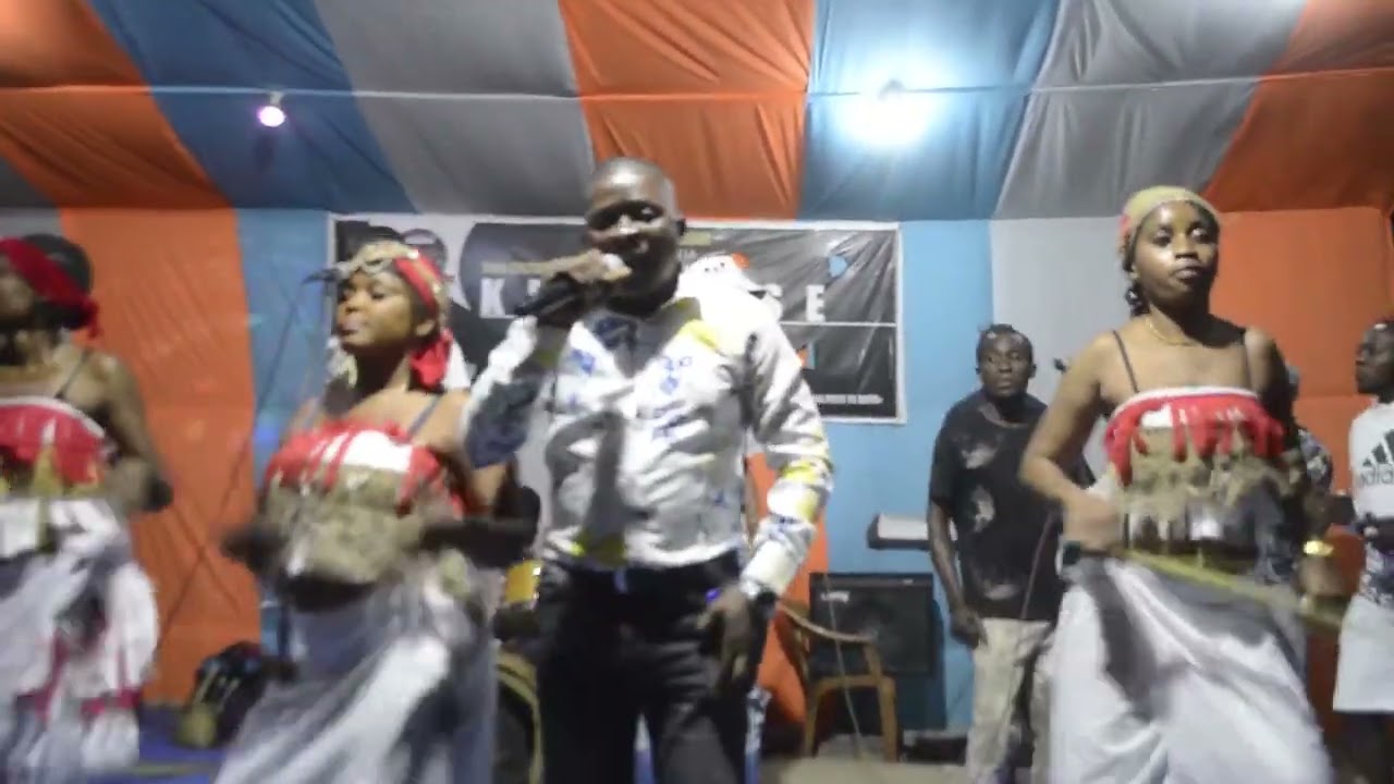KINGOLI AUTHENTIQUE D'EXCELLET MAVIMBA EN CONCERT A TALANGAI