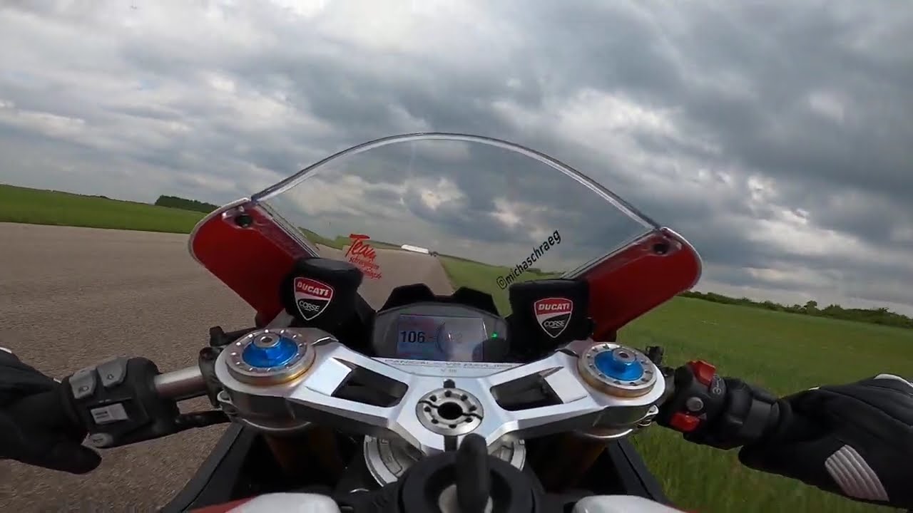 Circuit Chambley I Panigale V2 Bayliss I trackday I #teamschraeglagentraining