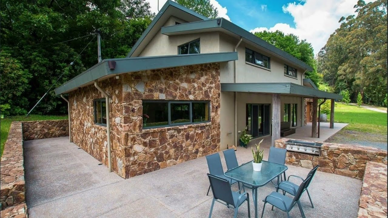 Dandenong House, Airbnb Club, Secluded Area, #melbourne #melbournehomes #melbournerealestate