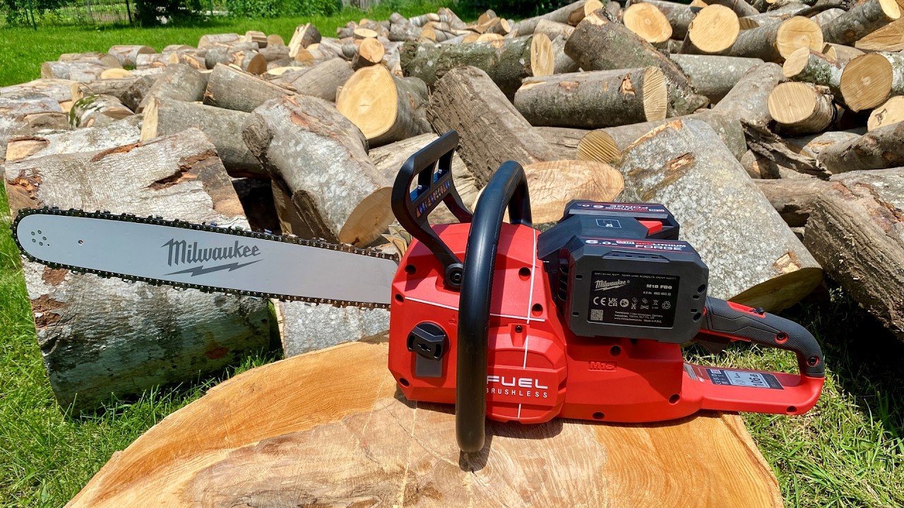 Milwaukee F2CHS50 – Test 6Ah vs 12Ah în lemn de fag