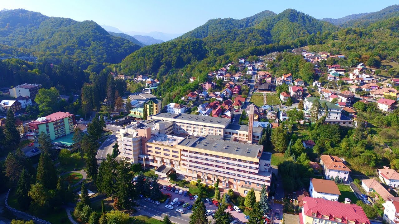 Băile Olănești Filmare reușita cu drona in timpul verii. Cazare Casa Giulia 0745159907.