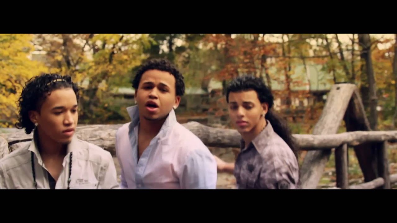 Grupo Xtasys - Amigos Con Derecho 2014(Official Video) HD Bachata 2014