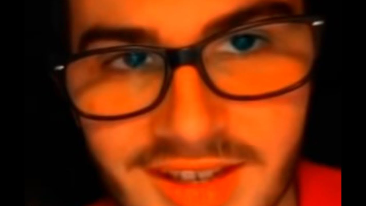 MartiASMR (ALIADE COBARDE) vuelve a llorar :(