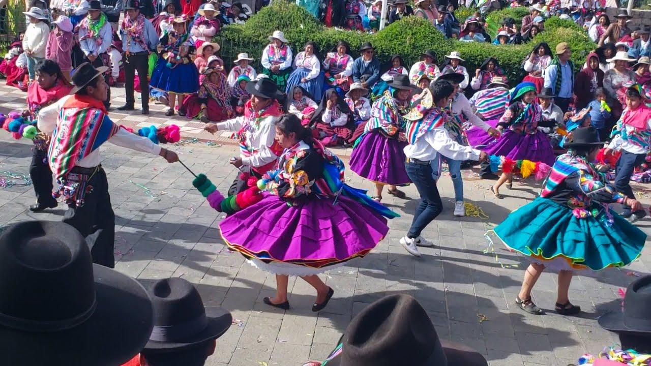 Qaswha de amantani carnaval 2023