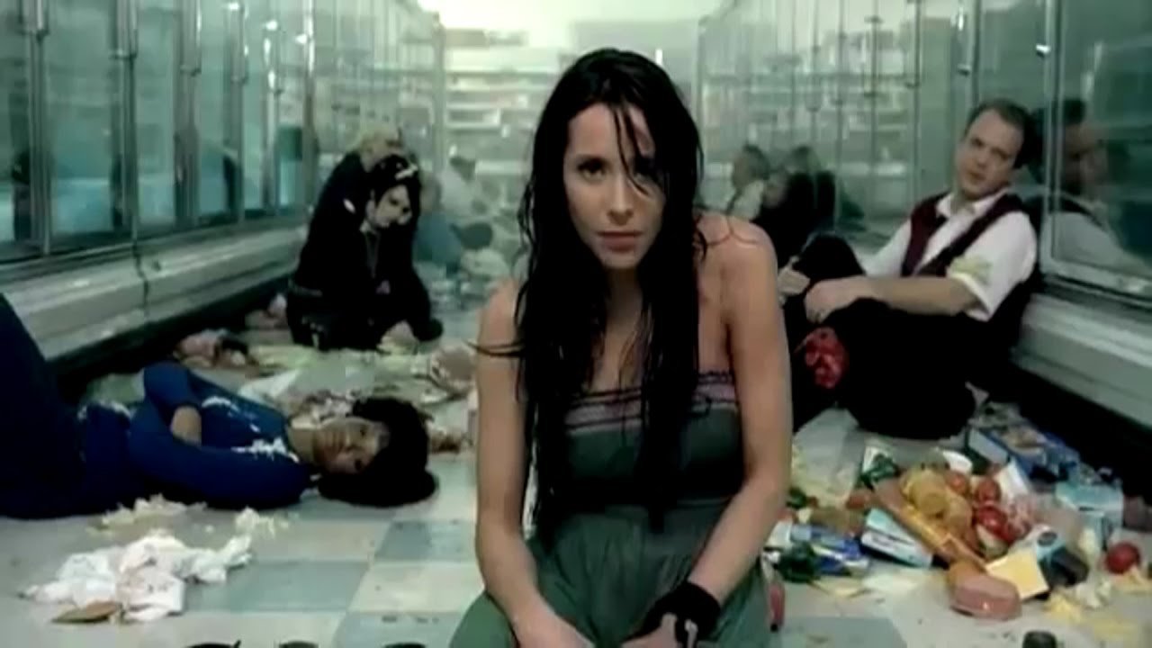 Nerina Pallot - Everybody's Gone to War (Official Video)