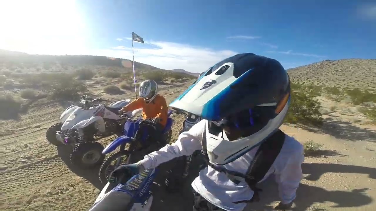 Group ride broll