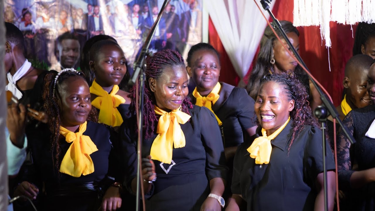 ABALUWANGULA | By Godfrey Lubuulwa | Performed by St. Augustine Youths Choir Kyotera
