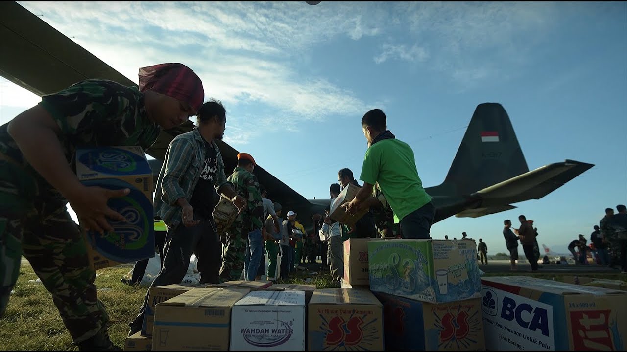 How Does Humanitarian Aid Work in a War Zone?