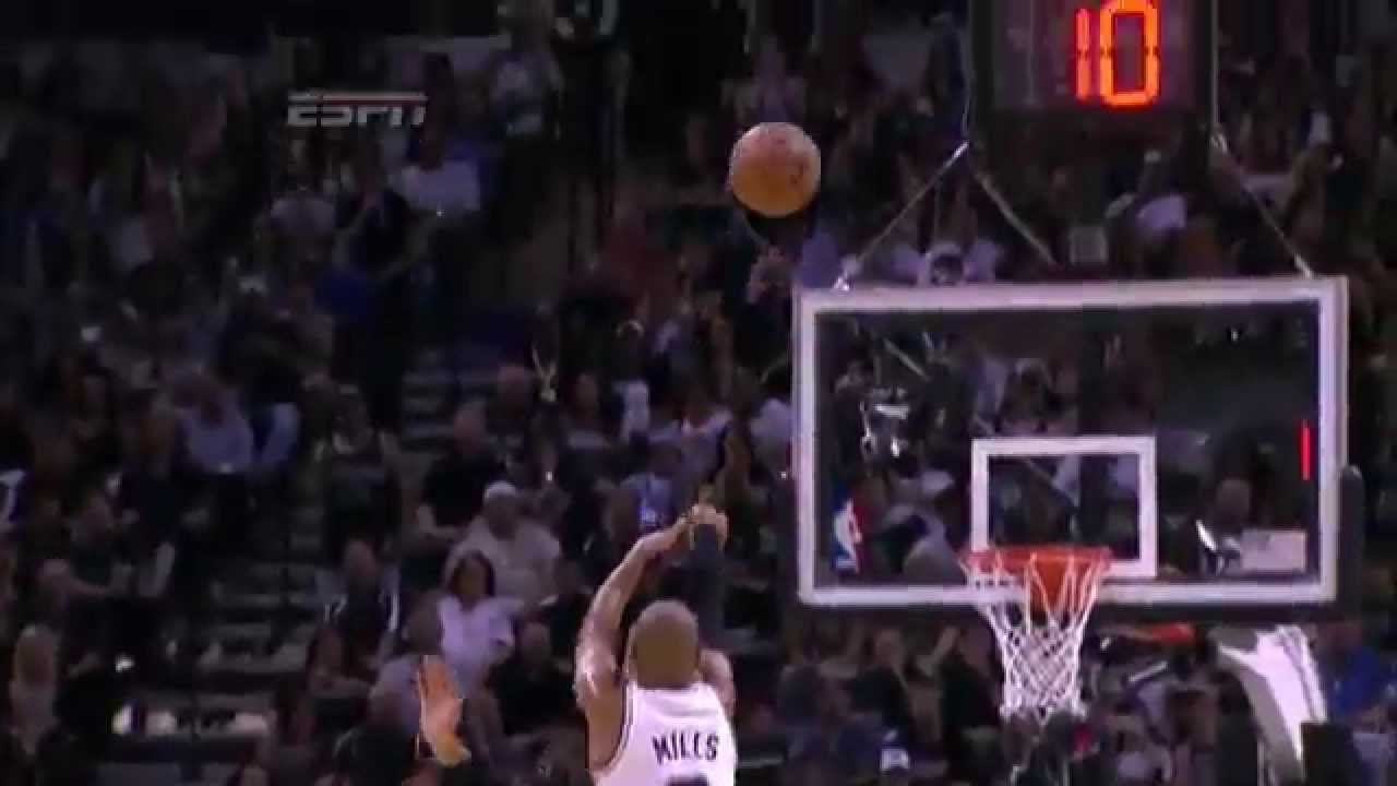 Patty Mills Sparks the Spurs in the 3rd Quarter