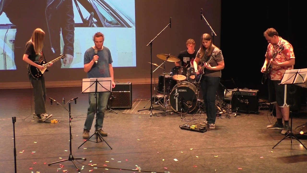 Run to you van Bryan Adams door The Experience Band (bandcoach: Mike Ferguson)