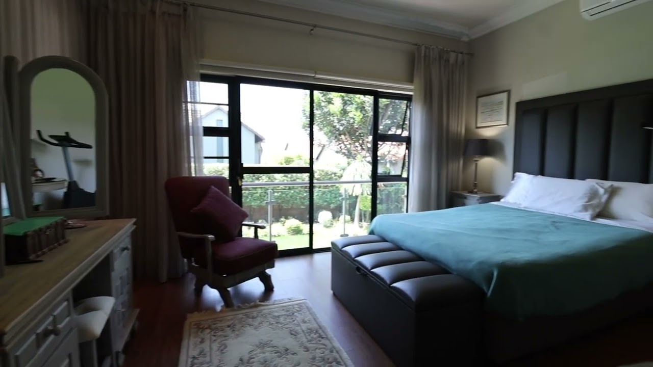 2 Bedroom House For Sale in Retire at Midstream