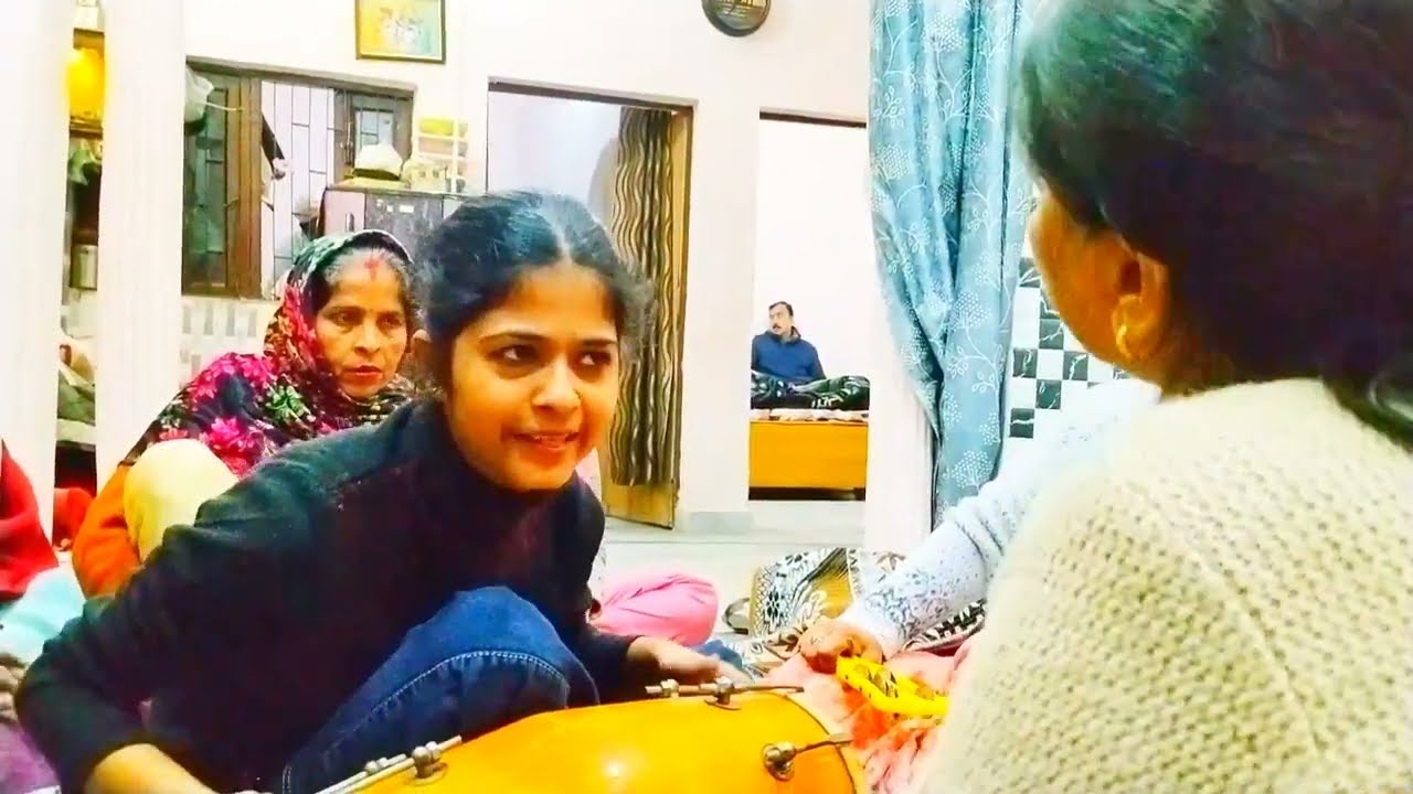 🙏🌿 #शिवरात्रि स्पेशल भजन 🙏🌿#हनुमान भजन 🙏🌿 गुड़िया रानी की ढोलक का कोई जवाब नहीं सुंदर भजन सुनती है