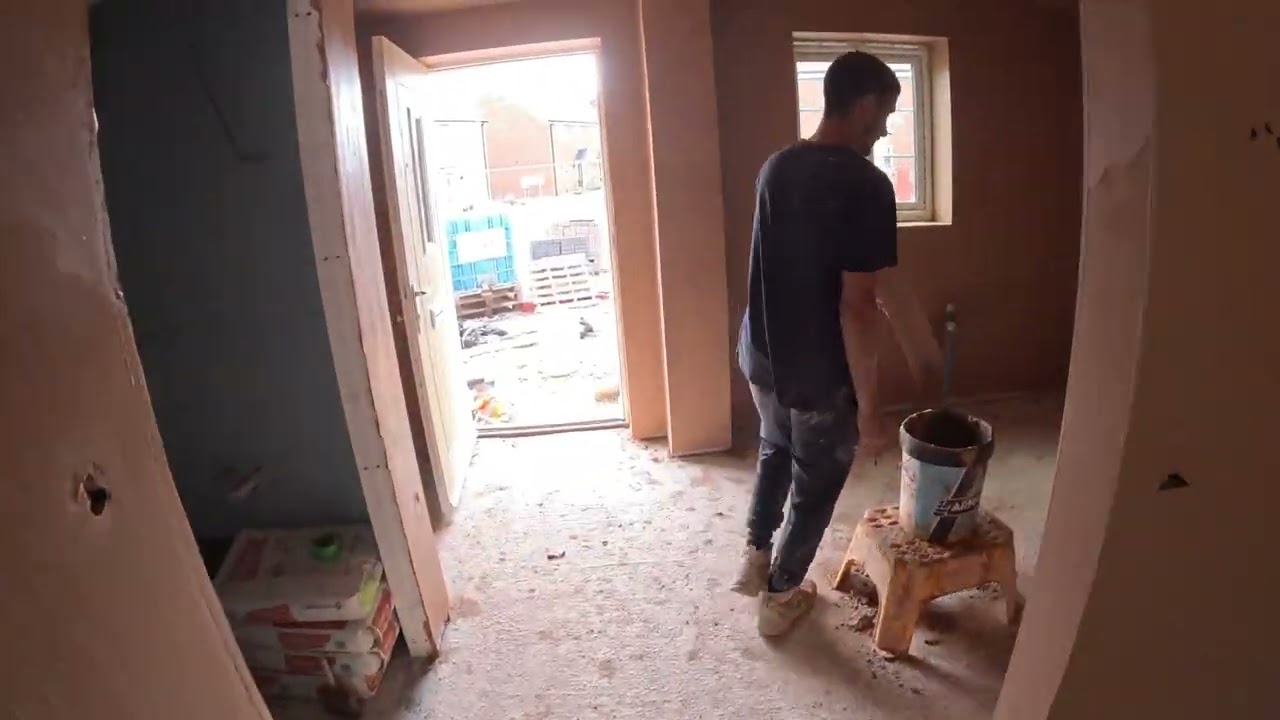 An average Wednesday as a plasterer on site. A day in the life 💪 #newvideo #plastering #learning 