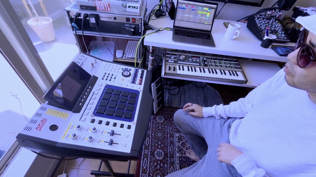 P.S. Morris - Nakanosho - AKAI MPC4000 Deep House