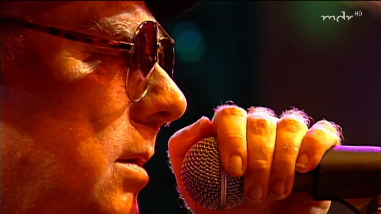 Van Morrison - HQ Just Like A Woman- Satisfied- Loreley 09.07.1999