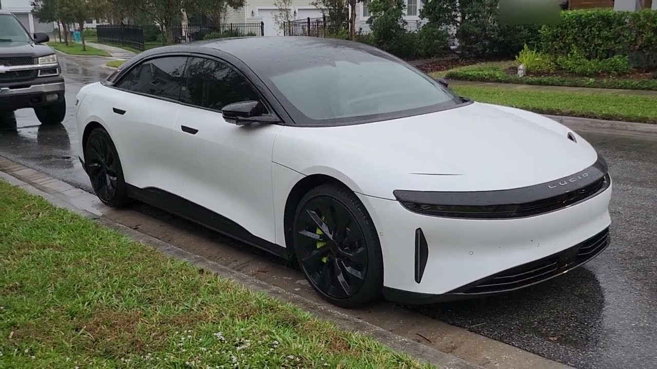 Lucid Air Stealth Trim Car Walkaround Rain Storm Exterior Motors