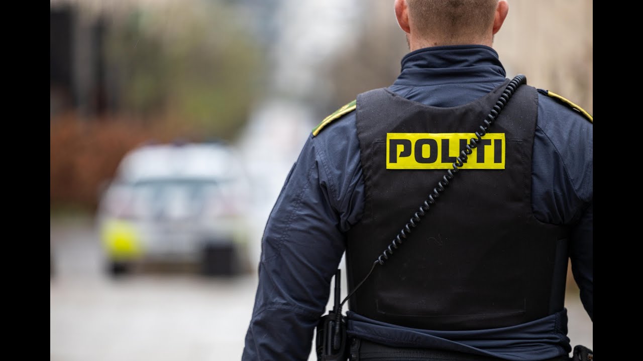 HVAD SKER DER FOR POLITIET?!