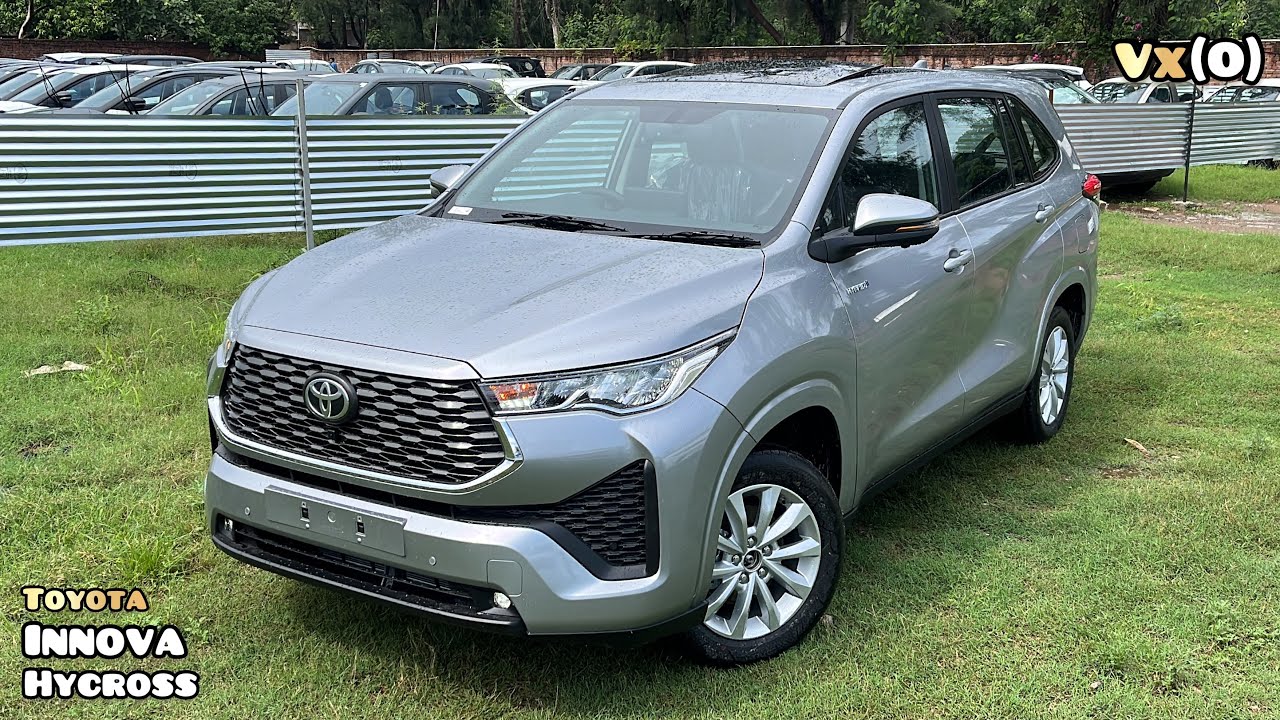 New Toyota Innova Hycross Vx(O) 2023 🔥 Rs 27.05L - New Hybrid Variant with SUNROOF! Silver Colour