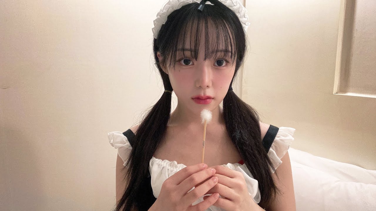 АСМР Горничная чистит уши своему хозяинуㅣASMR Maid's Ear Cleaning Roleplay