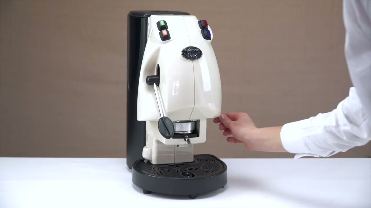 Frog | First use of the pod coffee machine