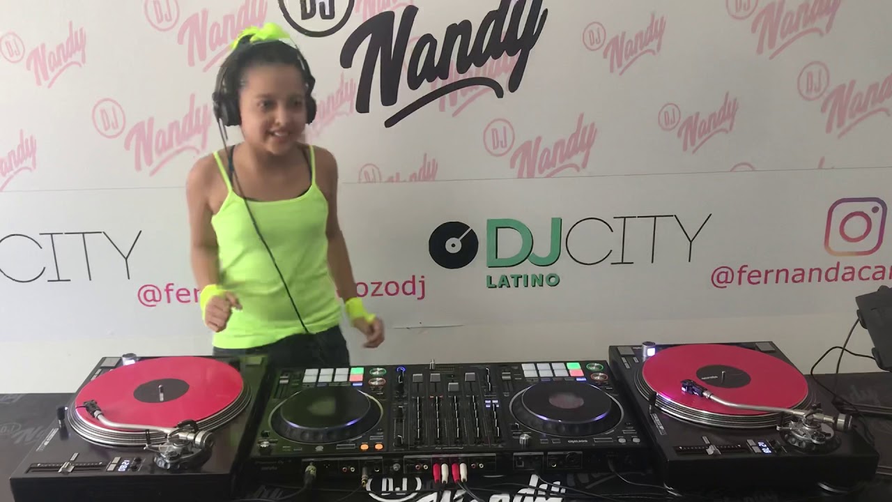 Dj Fernanda Cardozo- mix reggaetón 2020